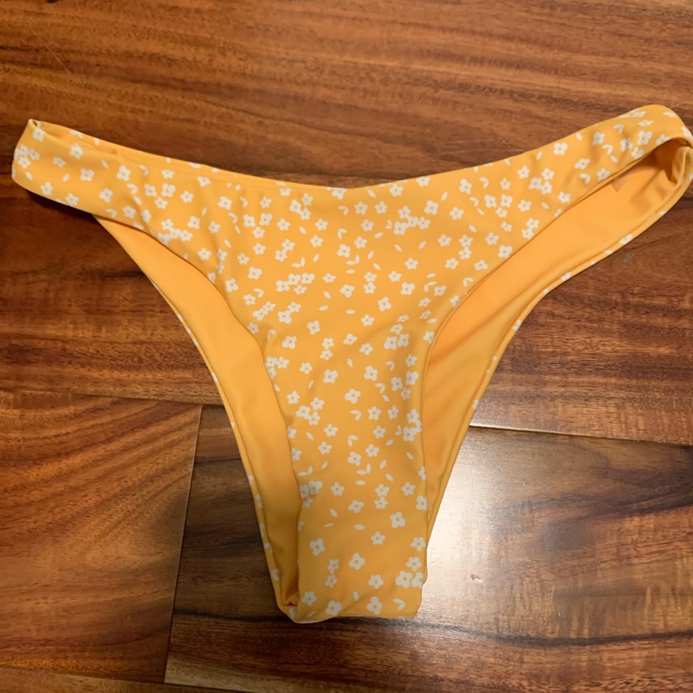 Cute zaful swimming bottoms